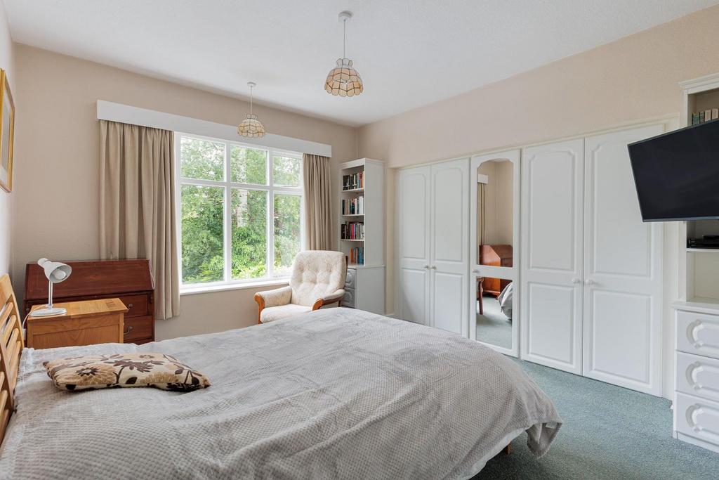 4 fairfax drive 16.jpg
