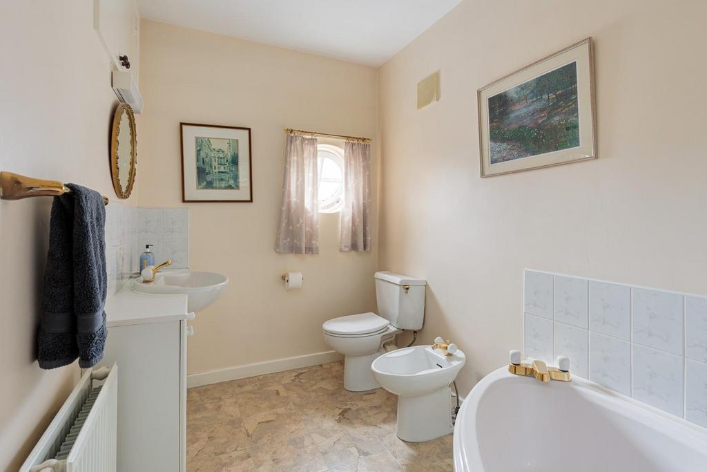 4 fairfax drive 21.jpg
