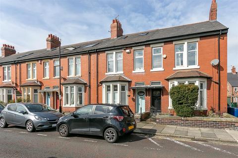 4 bedroom terraced house to rent, Ilford Road, High West Jesmond, Newcastle upon Tyne