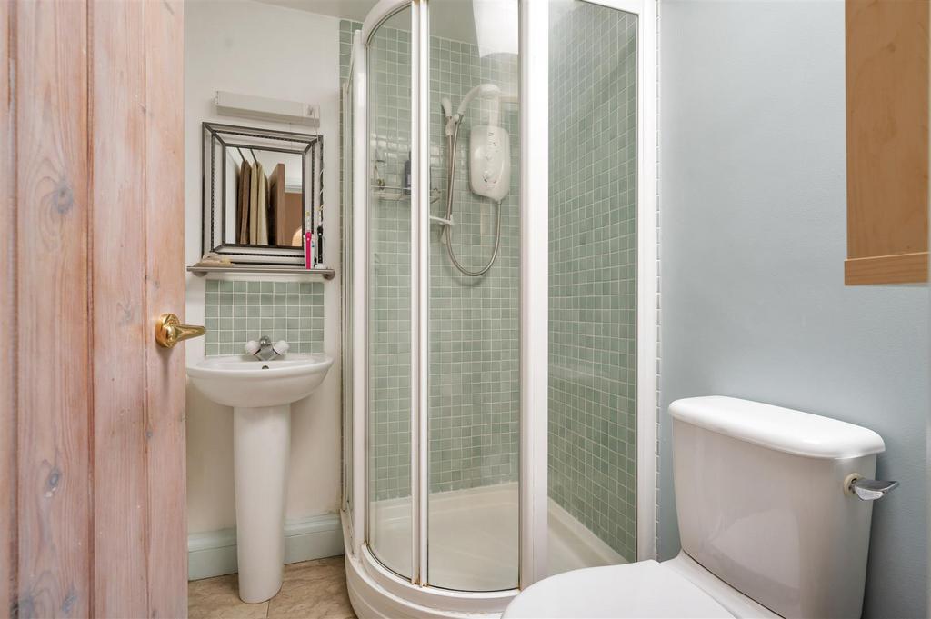 Ensuite shower room