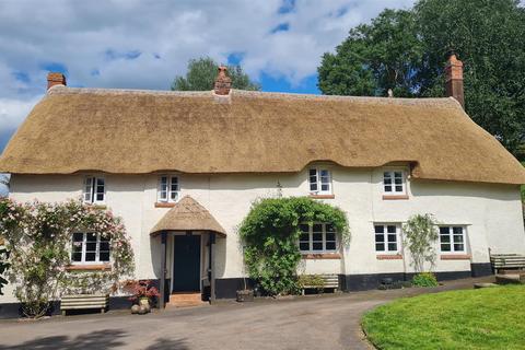 4 bedroom detached house for sale, Near Uffculme