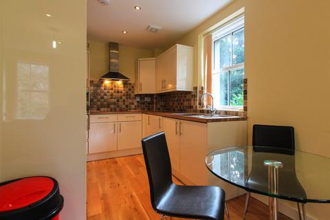 2 bedroom apartment to rent, Richmond Road, Cardiff CF24