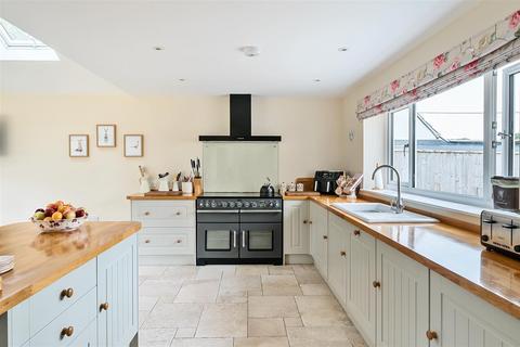 4 bedroom detached house for sale, Chantry Lane, Newtown, Beaminster