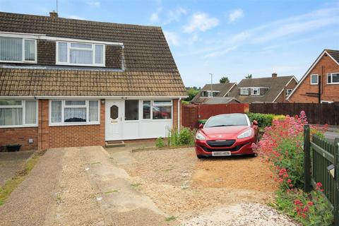 4 bedroom semi-detached house for sale, Shelley Road, Wellingborough NN8