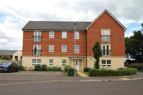 Flat 2, Rossiter Court, 18 - 20 Abraham Drive, Poole, BH15 4FU