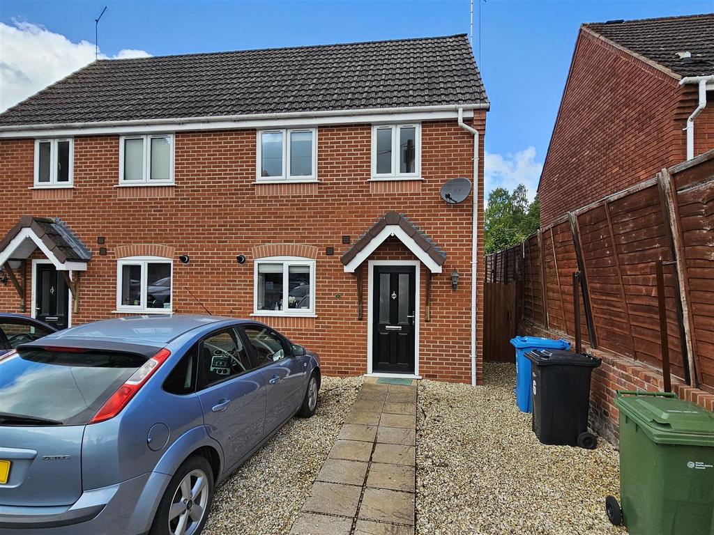 The Acre, Kinver, Stourbridge 1 bed semidetached house for sale £230,000
