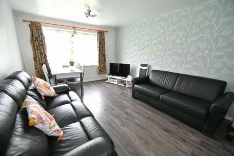 2 bedroom apartment for sale, Tithe Court, Slough SL3