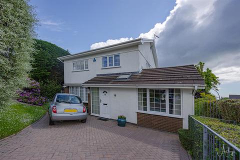 4 bedroom detached house for sale, St. Andrews Close, Mayals, Swansea