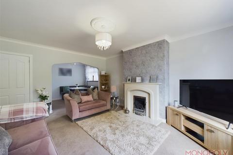 8 Cambridge Square, Wrexham, LL11 2YG