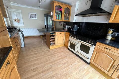 3 bedroom semi-detached house for sale, Bow Street