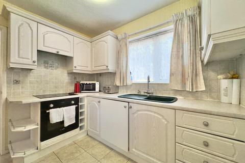 2 bedroom semi-detached house for sale, Middlesex Street, Barnsley