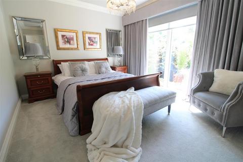 13 Beechside, Staindrop, Darlington, DL2 3PE