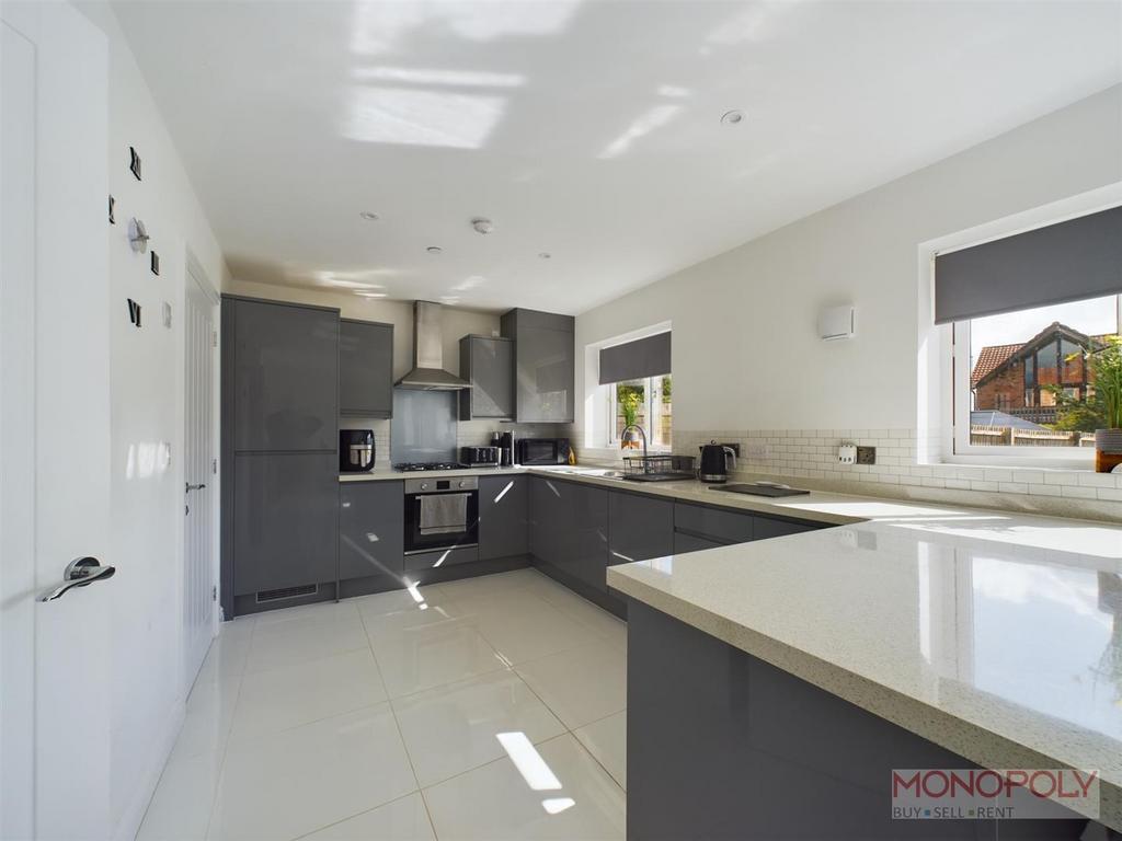 Open plan kitchen/ diner