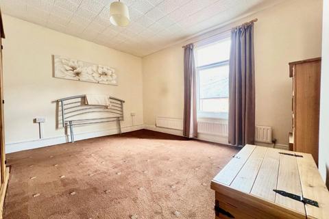 22 Hamilton Road, Sheffield, S5 6WH