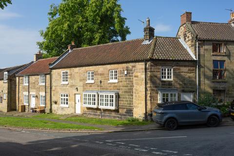 3 bedroom end of terrace house for sale, South End, Osmotherley, Northallerton, North Yorkshire, DL6