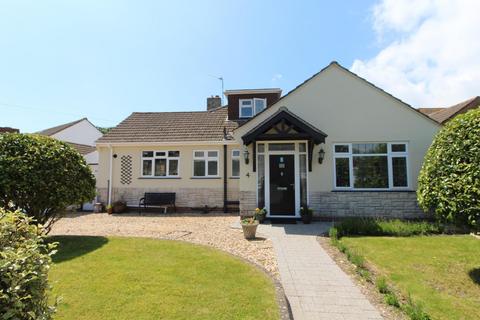 4 bedroom house for sale, Roeshot Crescent, Highcliffe