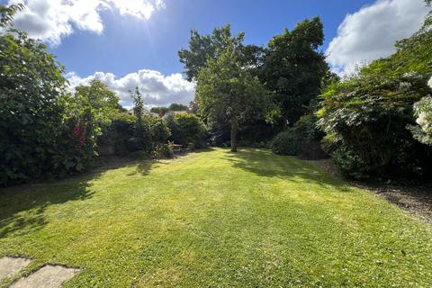 14 Warwick Road, London, W5 3XJ