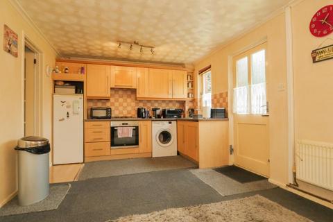 3 bedroom detached house for sale, Atlanta Street, Leeds