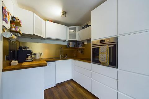 3 Benview Apartments Claggan Road, Fort William, PH33 6QL