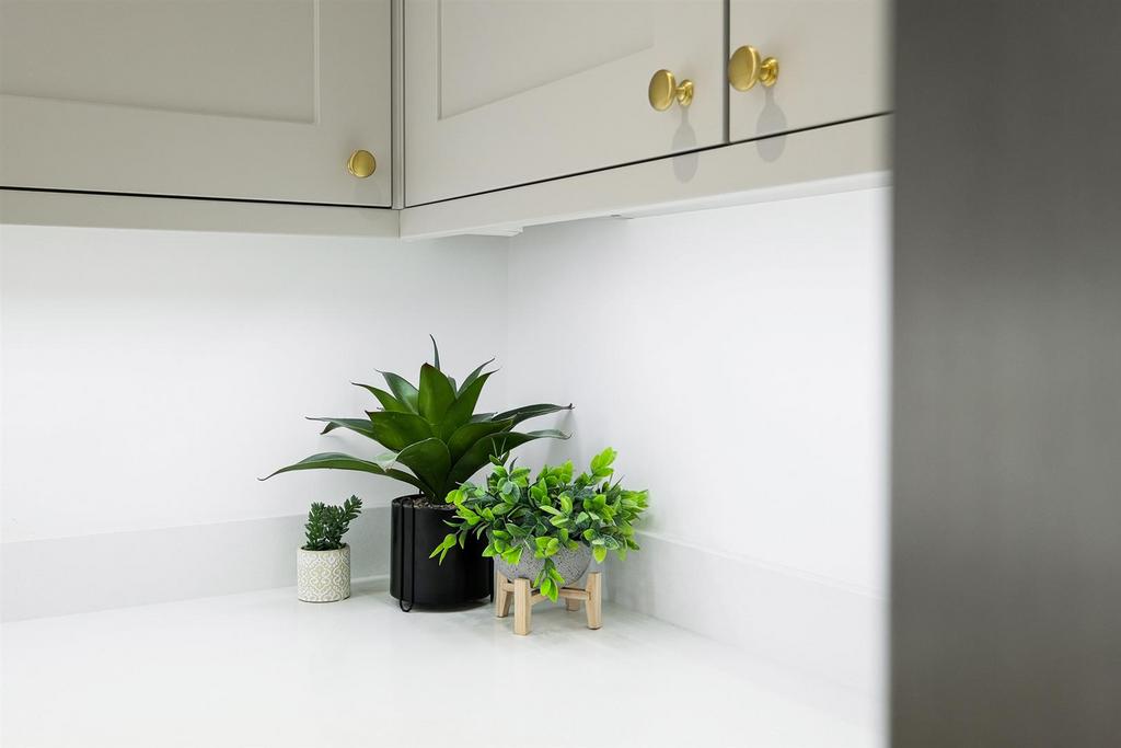 Elmcroft Avenue-16 rszd.jpg