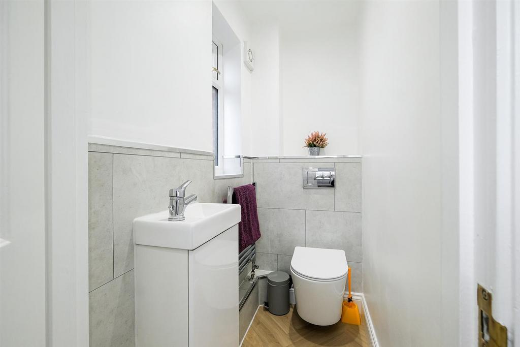 Elmcroft Avenue-1 rszd.jpg