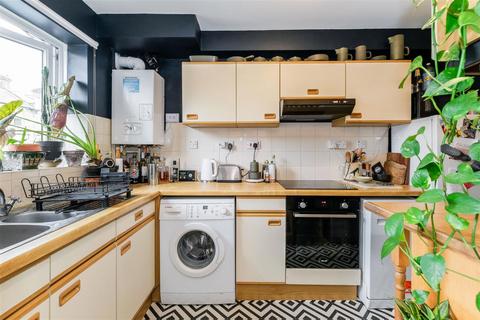 25 Voluntary Place, London, E11 2RP
