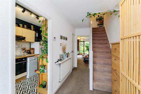 25 Voluntary Place, London, E11 2RP
