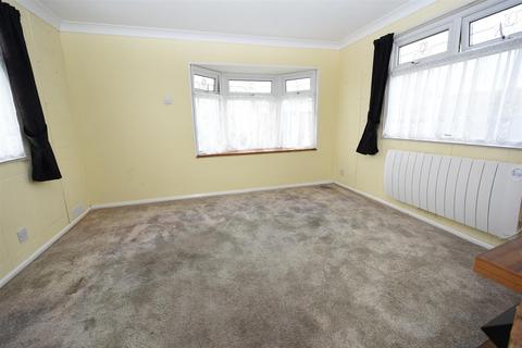 2 bedroom park home for sale, Creek Road, Canvey Island SS8