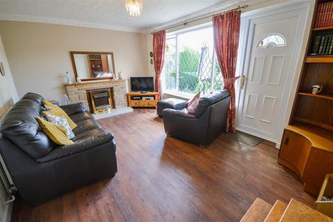 3 bedroom semi-detached house for sale, Hollybank Drive, Sheffield