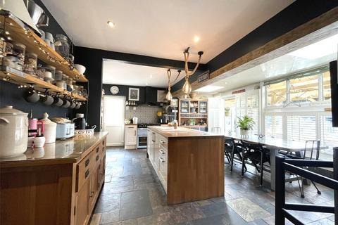 30 Burrows Park, Braunton, EX33 1EU