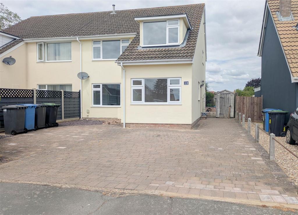4 bedroom house to rent