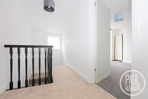 17 Beach Road, Lowestoft, NR32 1EA