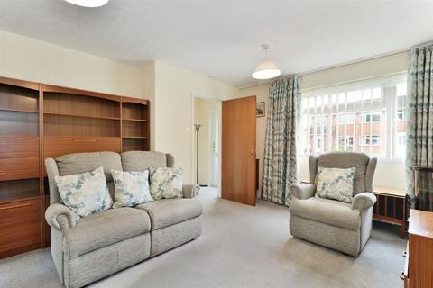 3 Rowland Close, Hereford, HR1 1XF
