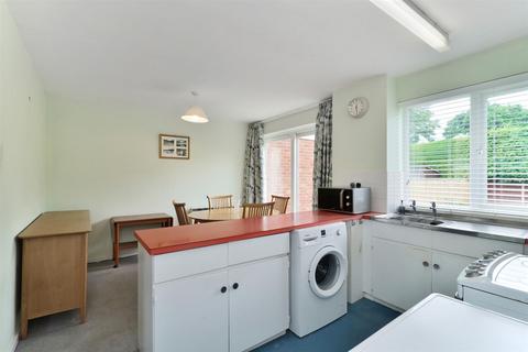 3 Rowland Close, Hereford, HR1 1XF
