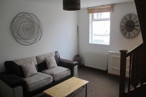 2 bedroom terraced house to rent, Hudson Road, Southsea