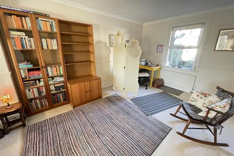 4 bedroom semi-detached house for sale, Queen Alexandra Road, Salisbury SP2