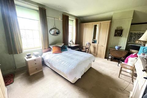5 bedroom character property for sale, Endless Street, Salisbury SP1