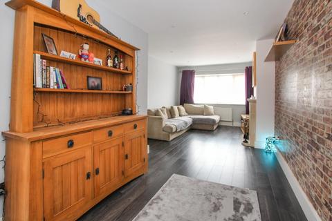 3 bedroom semi-detached house for sale, Clipstone Crescent, Leighton Buzzard