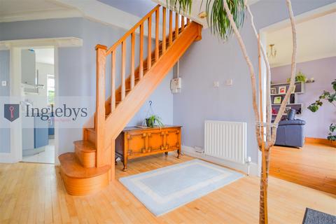 3 bedroom detached house for sale, The Crescent, Saltburn-By-The-Sea