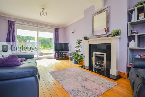16 The Crescent, Saltburn-by-the-sea, TS12 1HY