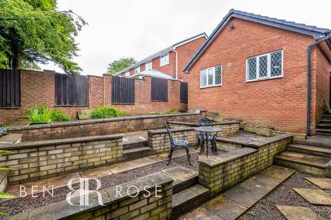 1 Chiltern Meadow, Leyland, PR25 5UZ