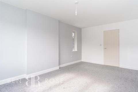 1 Chiltern Meadow, Leyland, PR25 5UZ