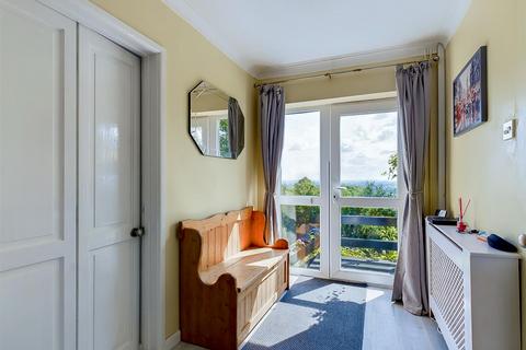 6 Benbow Close, Malvern, WR14 4JJ