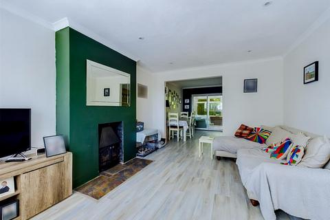 6 Benbow Close, Malvern, WR14 4JJ