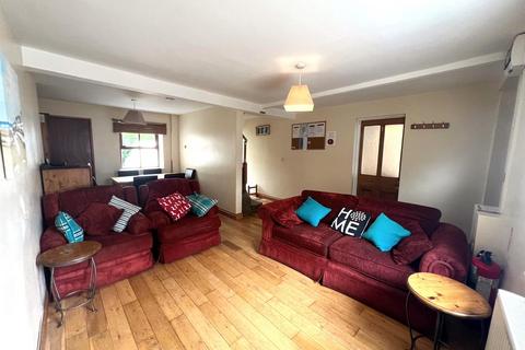 4 bedroom house for sale, High Street, Aberystwyth