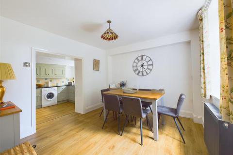 Victoria Cottage Beacon Road, Malvern, WR14 4EH