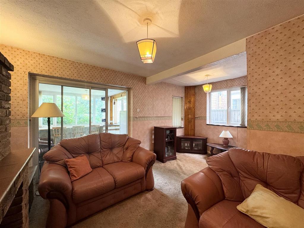 Plants Brook Road, Walmley, Sutton... 3 bed semidetached house for
