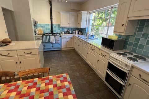 undefined, Flat 2, Yet-yr-Hendy, Cwm-yr-Eglwys, Dinas Cross, Newport