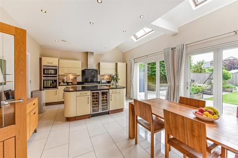 4 bedroom detached house for sale, Catherington, Hampshire