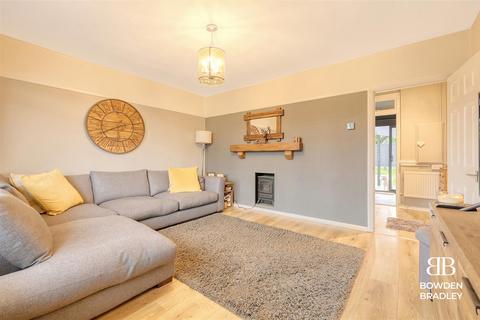 1 bedroom flat for sale, Newton Road, Chigwell